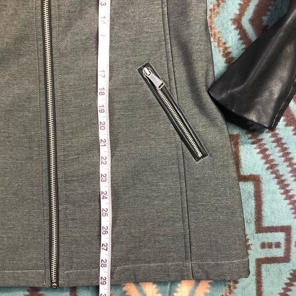 BCBGeneration Grey and Black Faux Leather Hooded Women's Jacket Sz Small - Picture 12 of 14